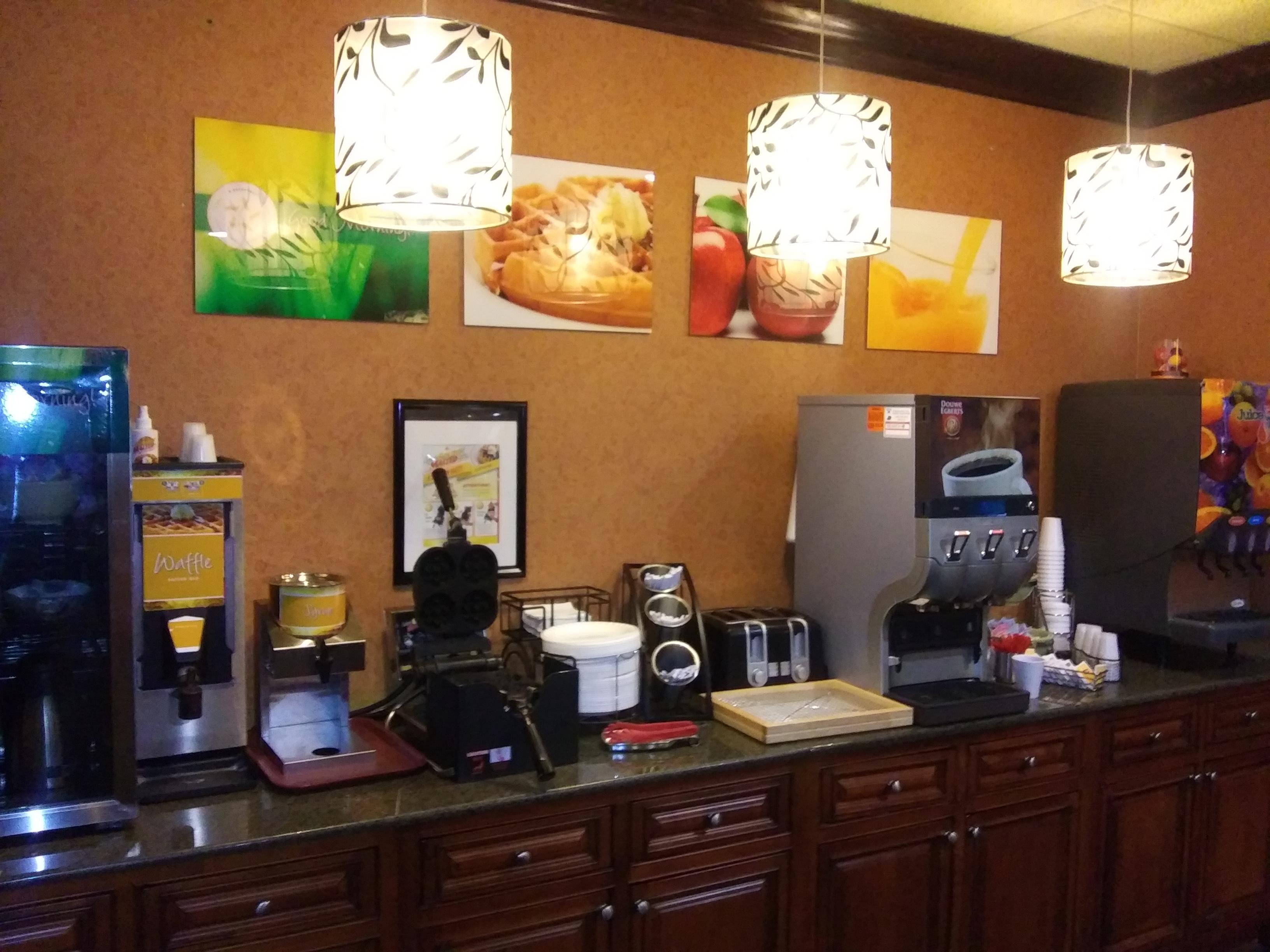 Quality Inn And Suites Fairgrounds - Syracuse Seneca Knolls Extérieur photo