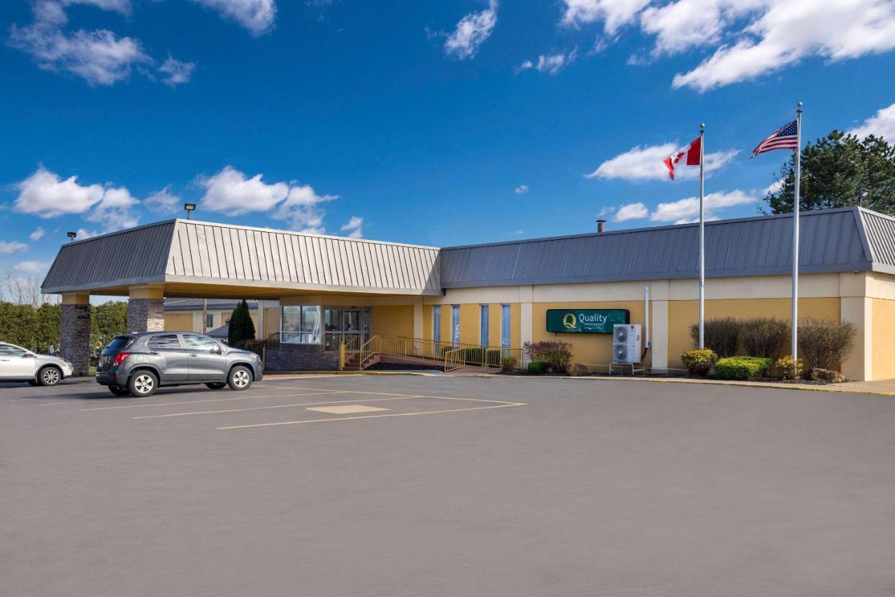Quality Inn And Suites Fairgrounds - Syracuse Seneca Knolls Extérieur photo